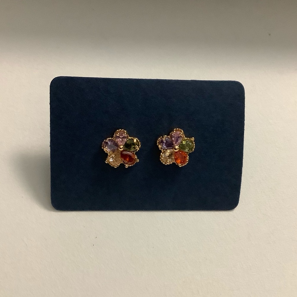 ✨SALE✨NEW Rainbow Topaz Flower Women’s Earrings